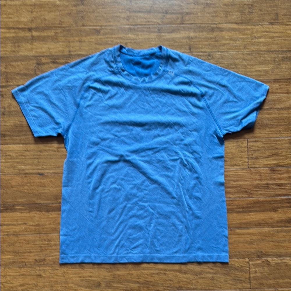 Lululemon  Men's Blue T-Shirt